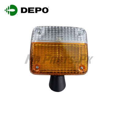 Toyota Land Cruiser 1970 - 1984 FJ40 DEPO Front Bumper Light