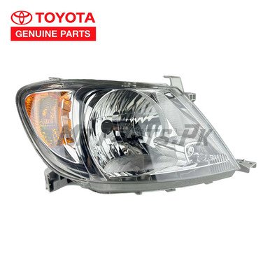 Toyota Hilux 2005 - 2007 Vigo Toyota Genuine Headlight