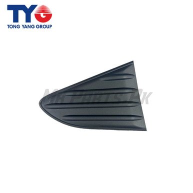 Toyota Vitz 2017 - 2019 TYG Rear Bumper Reflector Cover