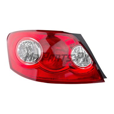 Toyota Mark X 2004 - 2009 Rear Light