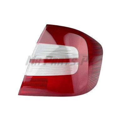 Toyota Premio 2005 - 2007 Rear Light Lens