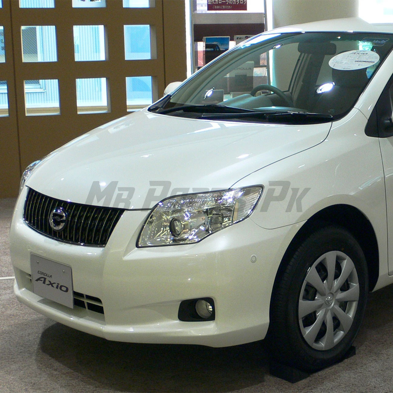 Toyota Corolla Axio 2007 - 2011 Headlight - Image 2