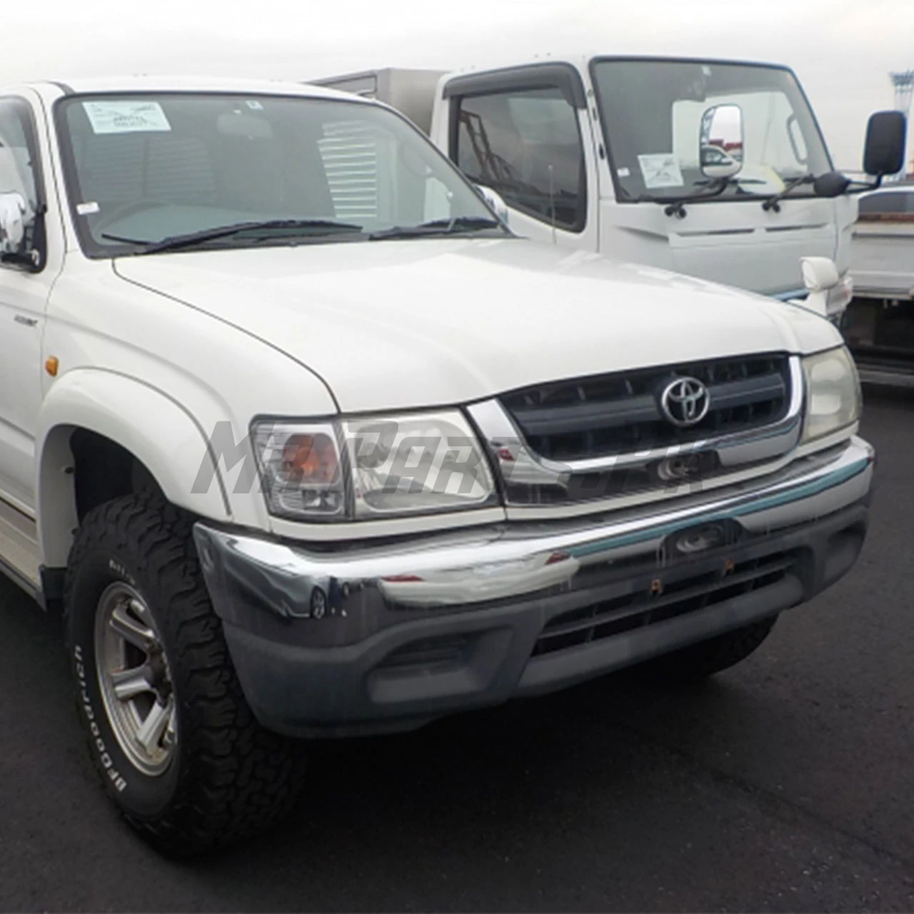 Toyota Hilux 2001 - 2004 TYG Grille - Image 2