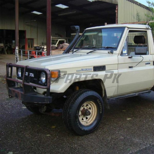 landcruiser-1985-2002-fj75-front__63896_713__28425.1785100446.jpg Toyota Land Cruiser 1999 - 2006 FJ70 DEPO Corner Light Black